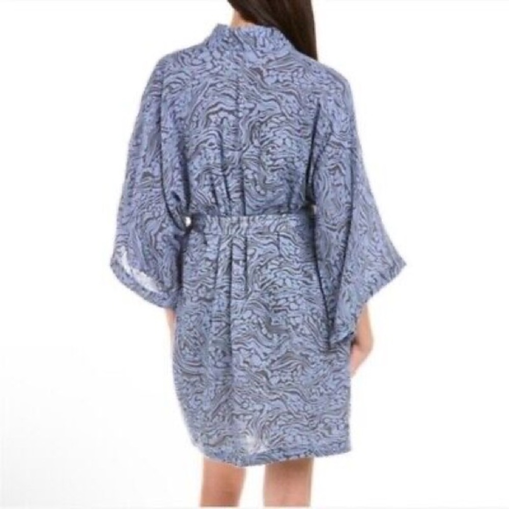 SOLD ELSEWHERE NWT Calme by Johnny Was blue patterned thigh length kimono / XS - Picture 3 of 14